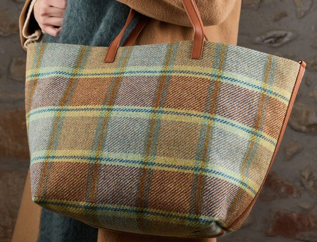 Shetland Moustard Bag