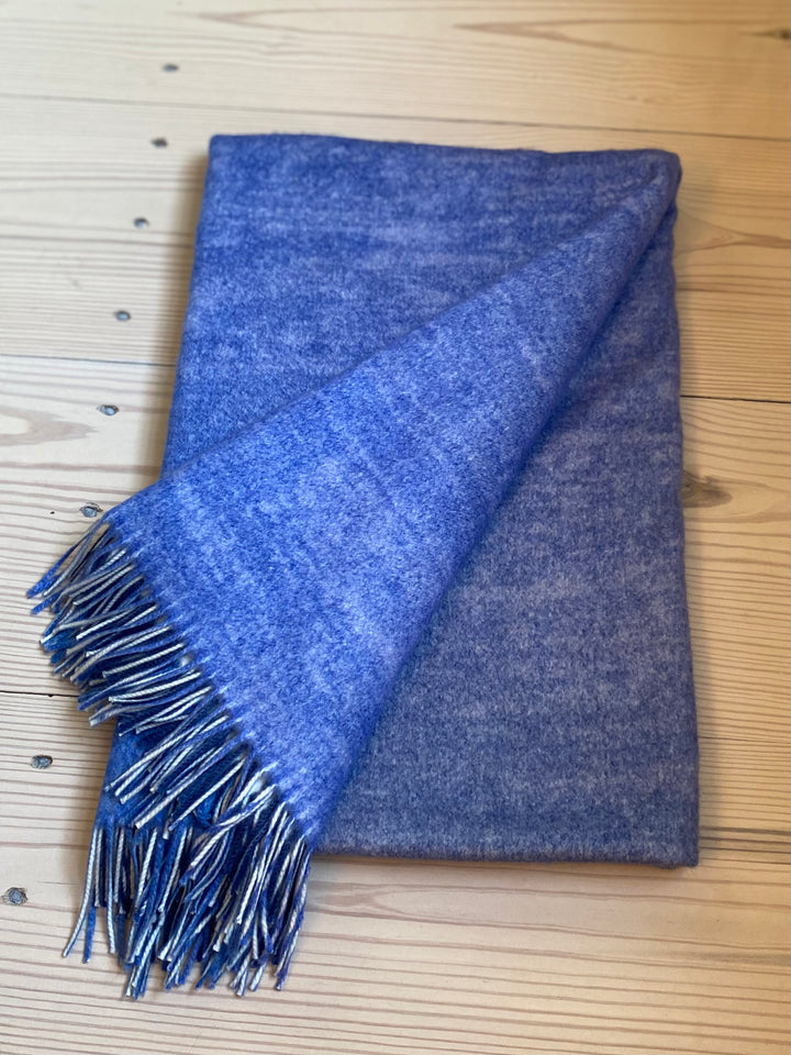 Australia Sibelina Deep Blue Throw